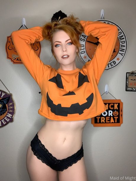 Maid of Might perfect actress img