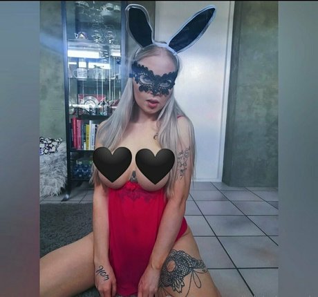 skinny blonde milf onlyfans beautiful naked galleries