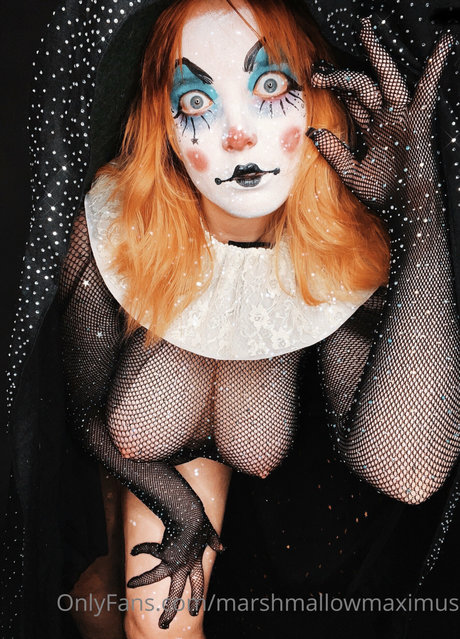 Marshmallowmaximus star nude photo
