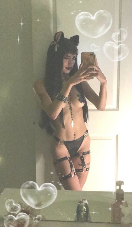 Angelbabyluna nude pornstar img