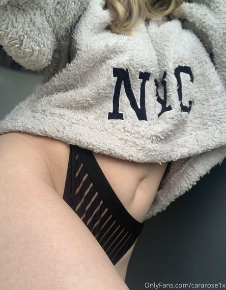 Cara Arabella model high quality archive