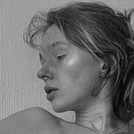 Lilbiii Sashatman porn star pics