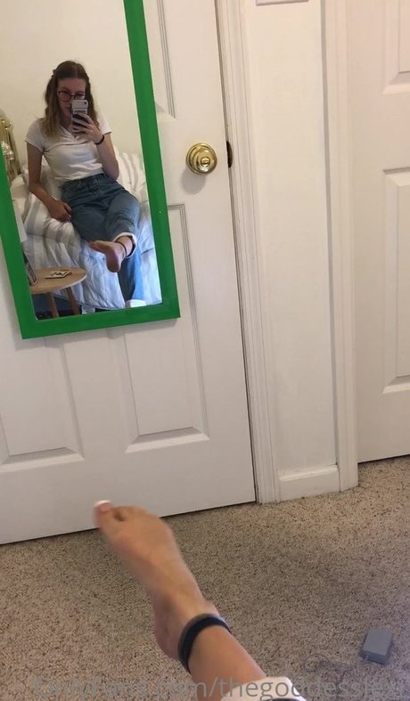 skinny babe onlyfans nudes images