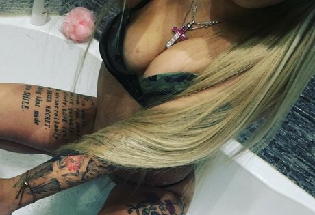 popular onlyfans hot porn pics