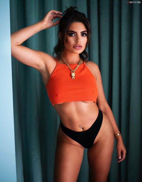 Megan Barton Hanson exclusive pornstar pic