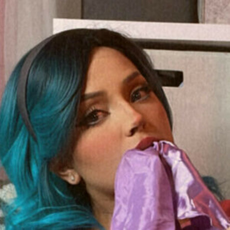 Deya Demarco star perfect photo