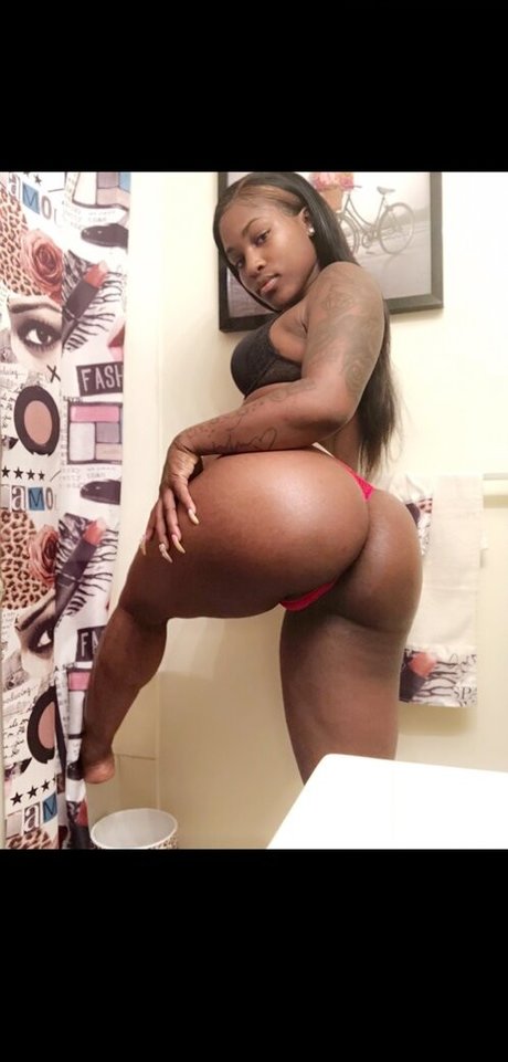 DimeBeracky erotic model galleries