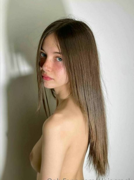 Aleja Crack model free img