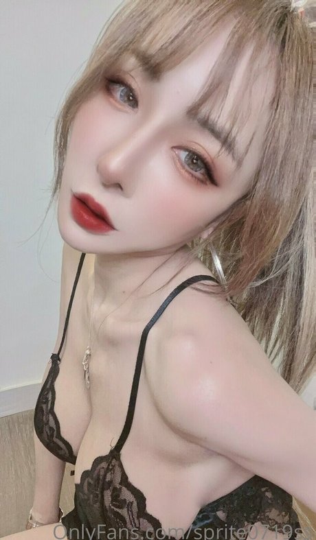 Sprite Fang Qi Yuan model hot pictures