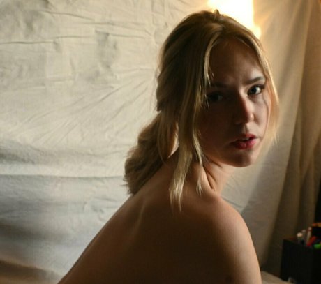 Tatum Bouma beautiful star image