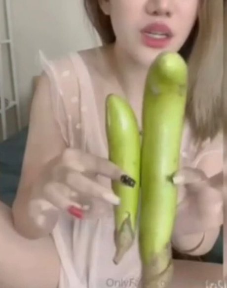 menaraewadee model perfect photos