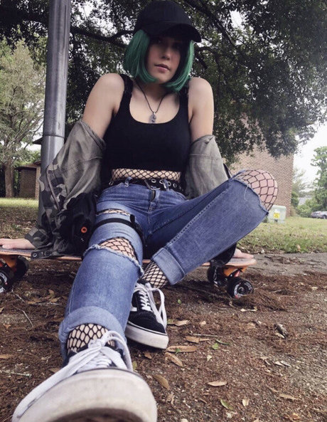 Aestheticallydorky star nudes archive