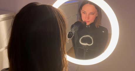 AnaKatana xxx actress image