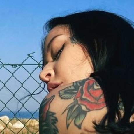 curvy muscle onlyfans pretty image