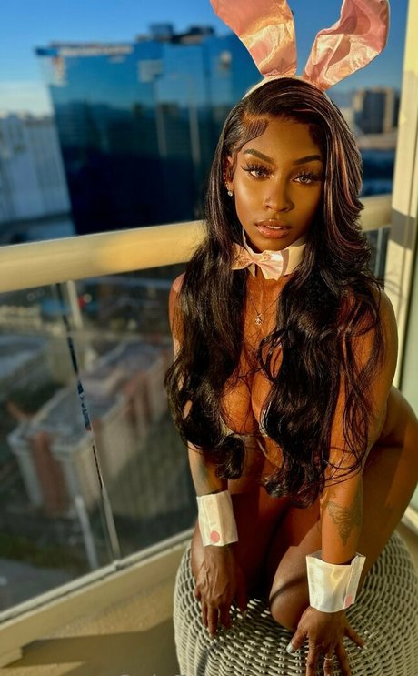 Minx XXX model pictures