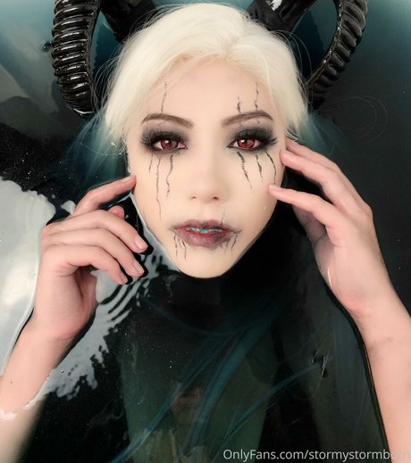 asian feet onlyfans pretty pic