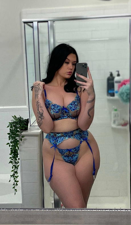 theexclusiveadriarosee pornstar nudes archive