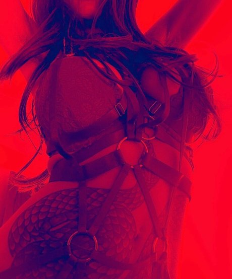 SilentMary pornstar art gallery