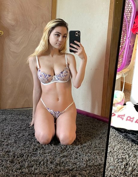 Skiddykiddy naked actress galleries