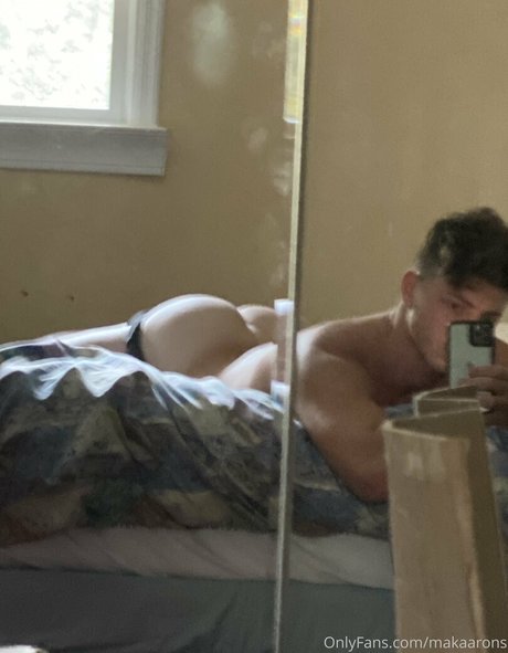 makaarons art pornstar img