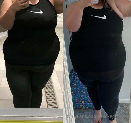 thickegoddess nude model image