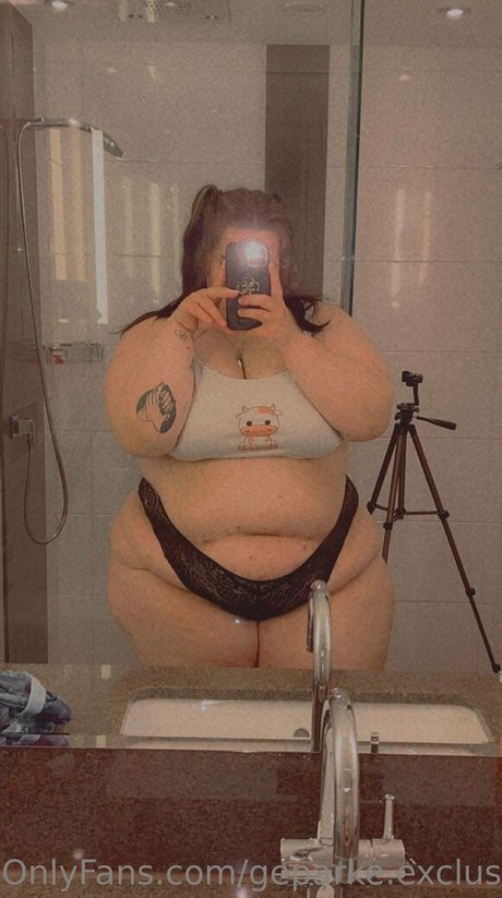 perla exclusive nice actress galleries