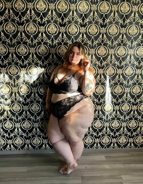 perla exclusive xxx actress images