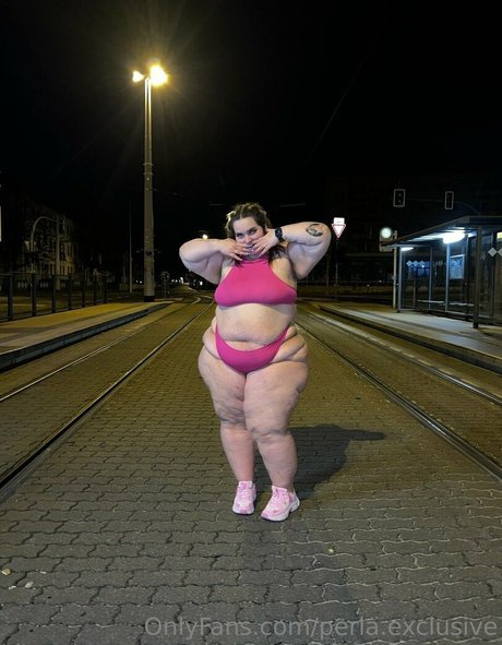 perla exclusive hd model pic