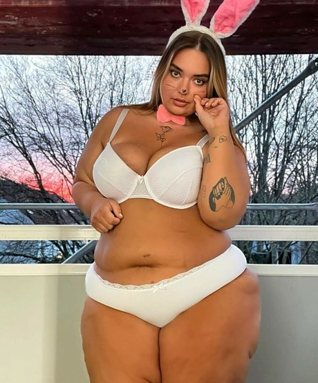 Wero7 7 7 xxx pornstar photo