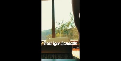 itsRandalin model xxx picture