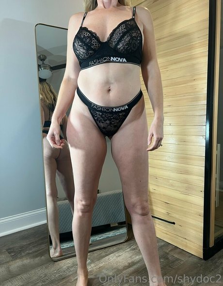 shydoc2 exclusive model picture