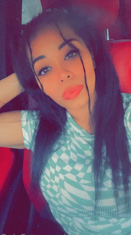 charieariemarie model hot img