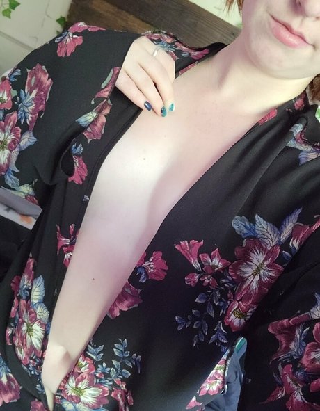 peachyqueen45 exclusive model photo