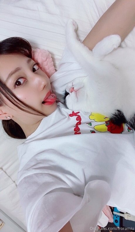 froramiu model porn pics