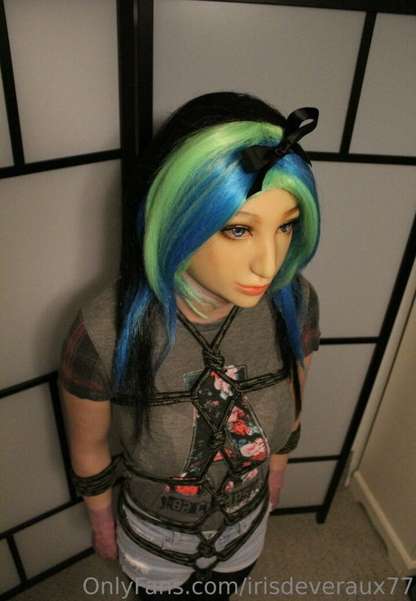 irisdeveraux77 star nudes archive