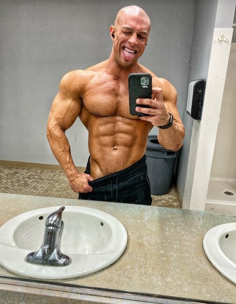 sean costin pornstar high quality photo