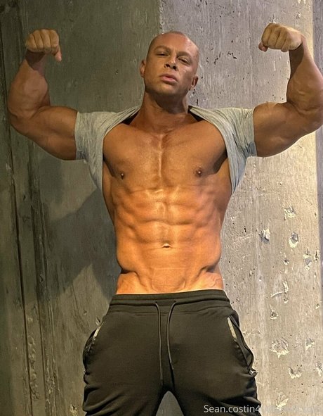 sean costin nudes model picture