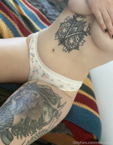 nikki wtsm model high quality photo