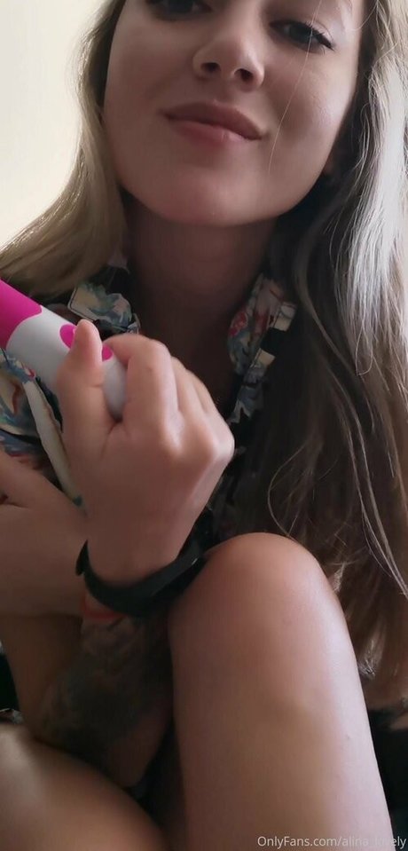 alinalovely pornstar nude photos