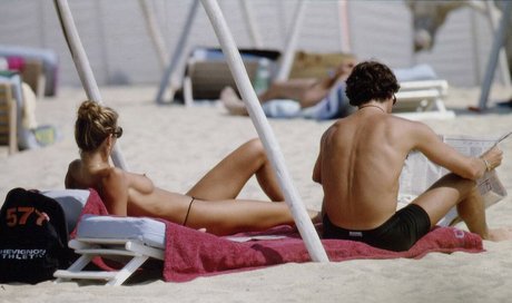 Elle Macpherson hd star galleries