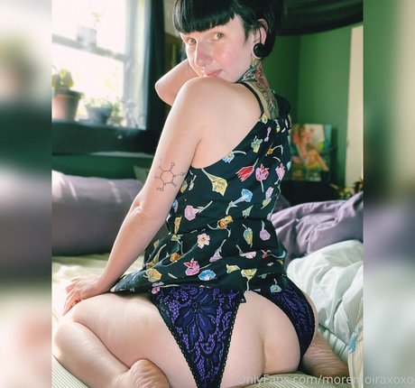moremoiraxoxo hot pornstar images