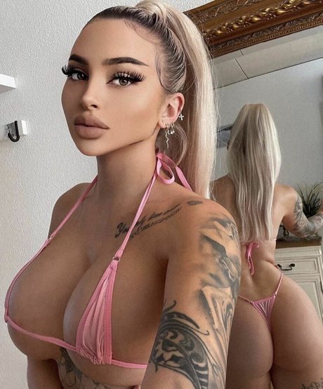 ccentino model hd pic