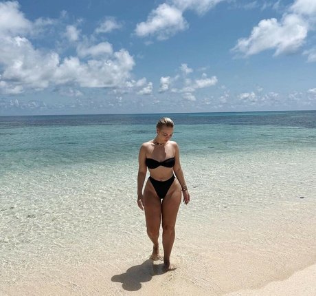 Bianca Elouise model pretty pictures