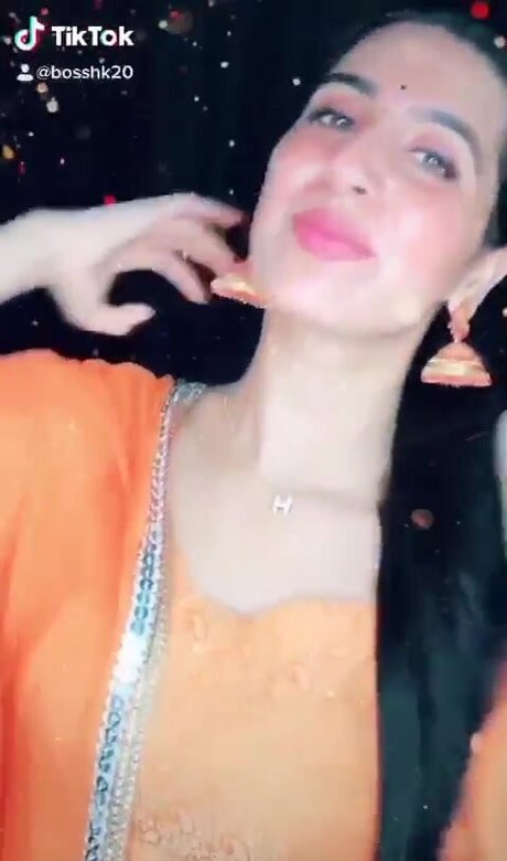 Taazveerr model hd pic