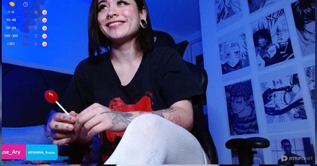 rouse ary top star photos