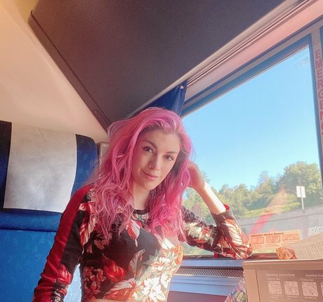 Luxneon star perfect pictures