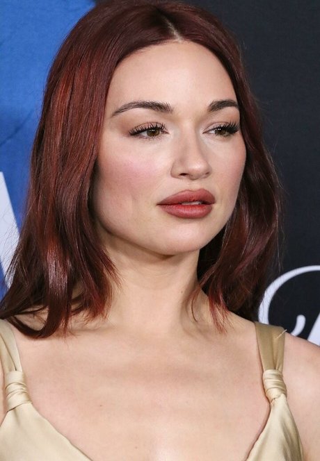 Crystal Reed pornstar adult photo