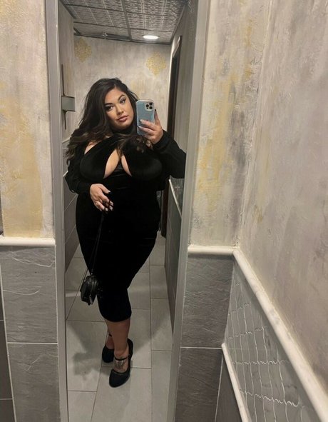 ethacake nudes pornstar images