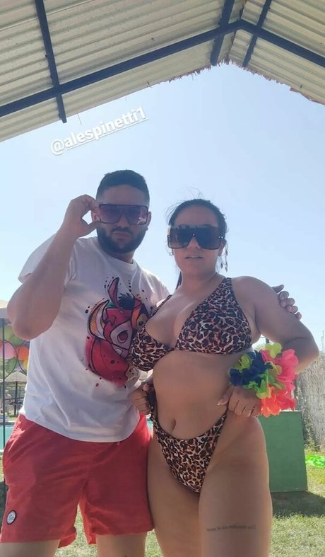 Toomuchtumbao xxx model img