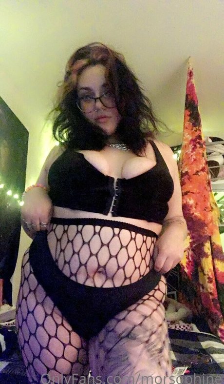 morsophine model exclusive photos